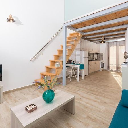Artemis Beach Apartments Chrysi Ammoudia Bagian luar foto