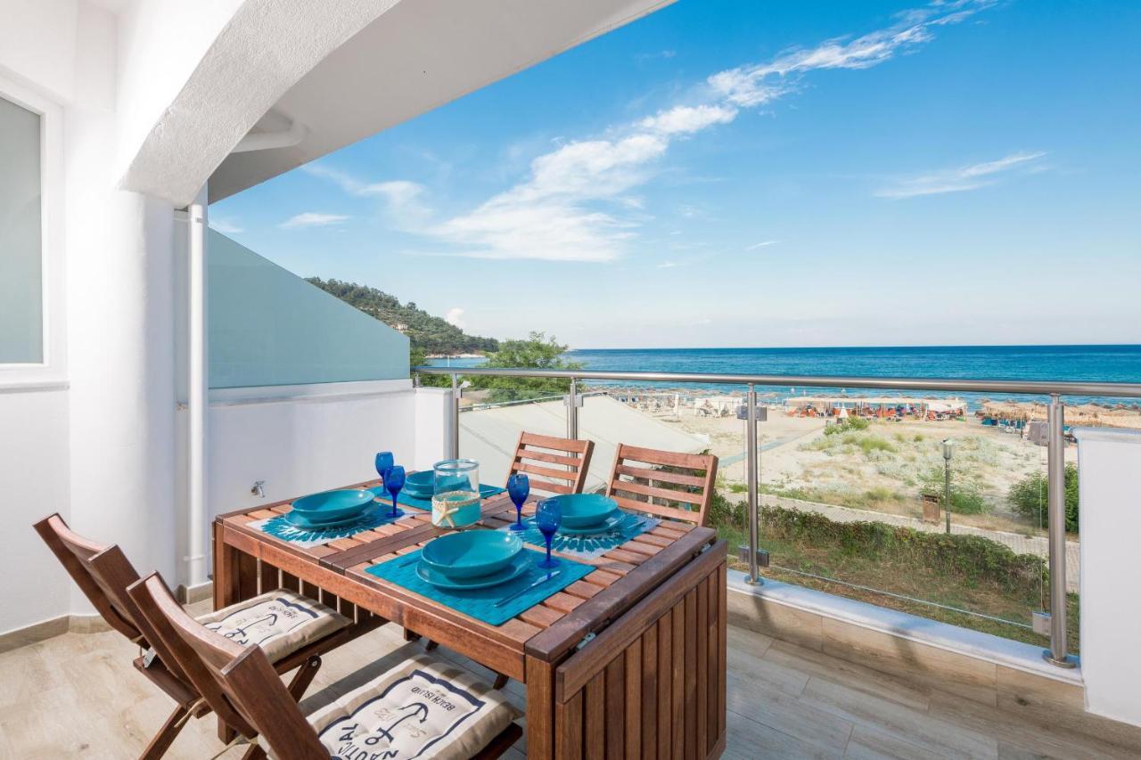 Artemis Beach Apartments Chrysi Ammoudia Bagian luar foto